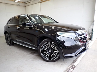 Заказать MERCEDES BENZ EQC