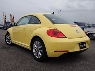 Заказать VOLKSWAGEN THE BEETLE