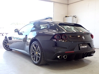 Заказать FERRARI GTC4LUSSO