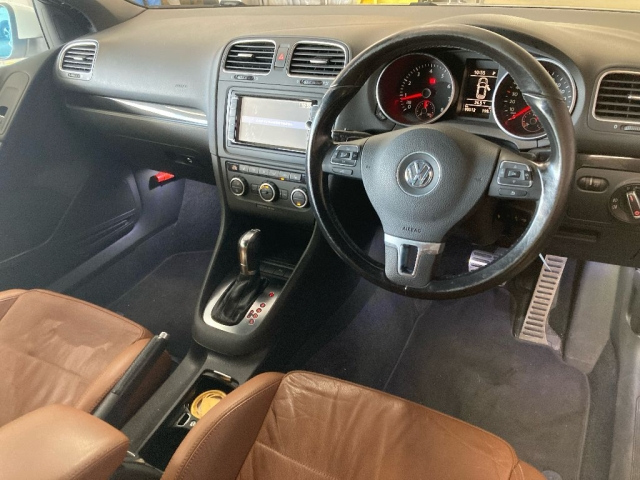VOLKSWAGEN GOLF CABRIOLET 2012