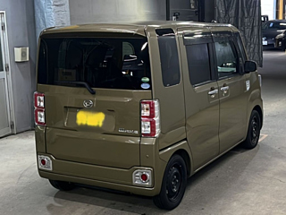 DAIHATSU WAKE 2016