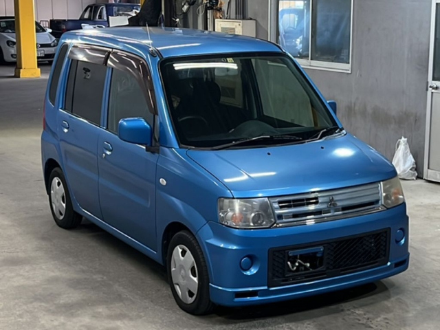 MITSUBISHI TOPPO 2008