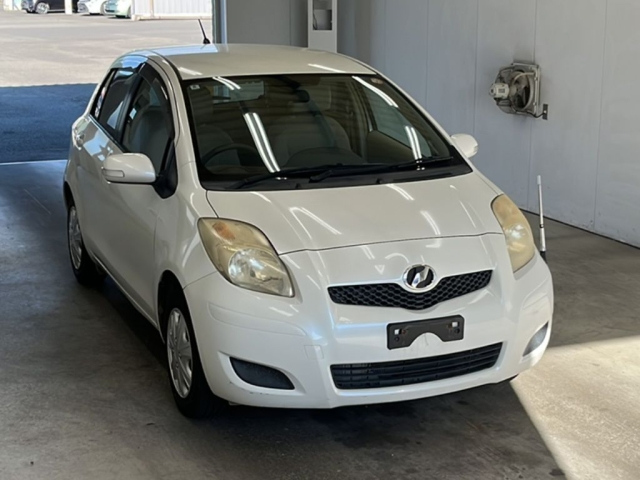 TOYOTA VITZ 2008