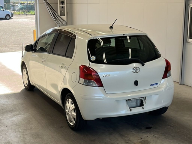 TOYOTA VITZ 2008