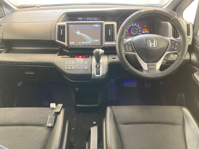 HONDA STEP WAGON 2013
