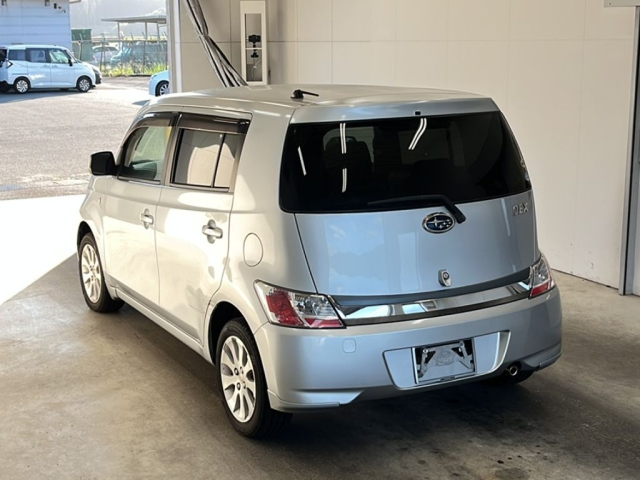 SUBARU DEX 2010