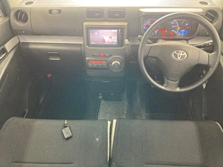 TOYOTA PIXIS SPACE 2015