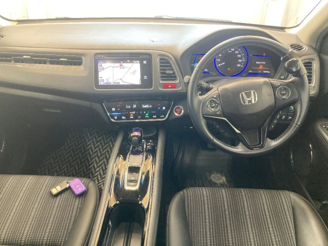 HONDA VEZEL 2014