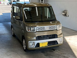 DAIHATSU WAKE 2015