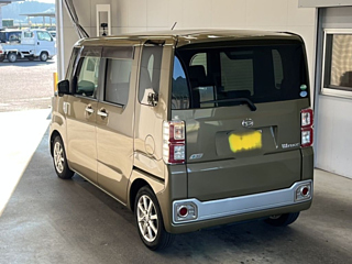 DAIHATSU WAKE 2015