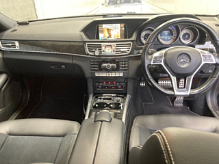 MERCEDES BENZ E CLASS 2015
