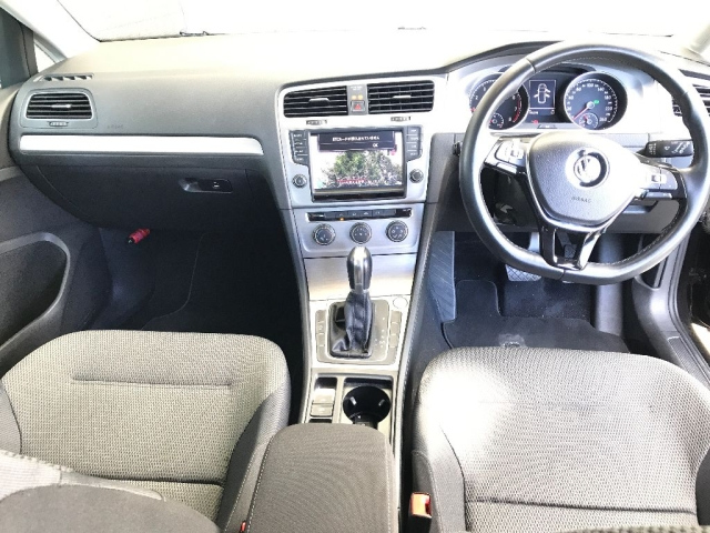 VOLKSWAGEN GOLF VARIANT 2015