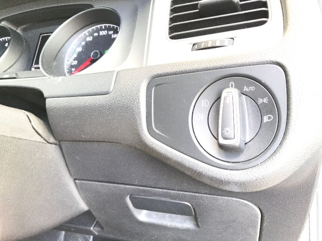 VOLKSWAGEN GOLF VARIANT 2015