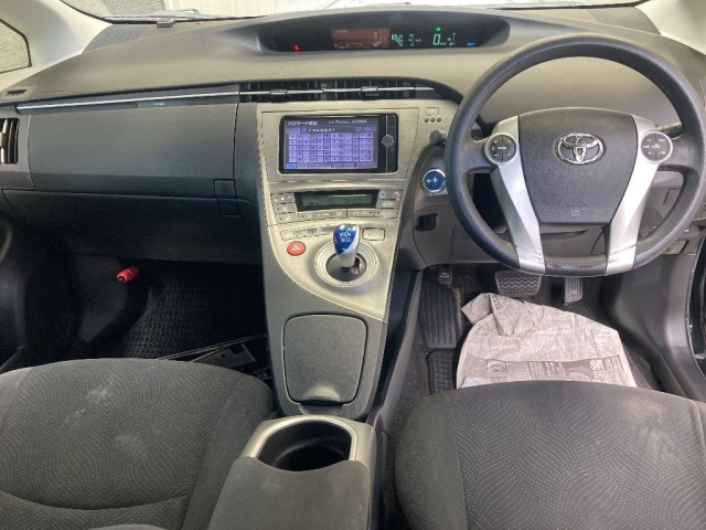 TOYOTA PRIUS 2013