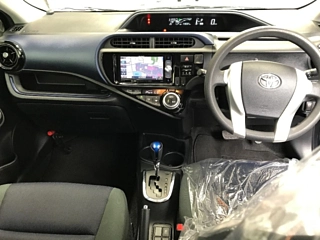 TOYOTA AQUA 2015