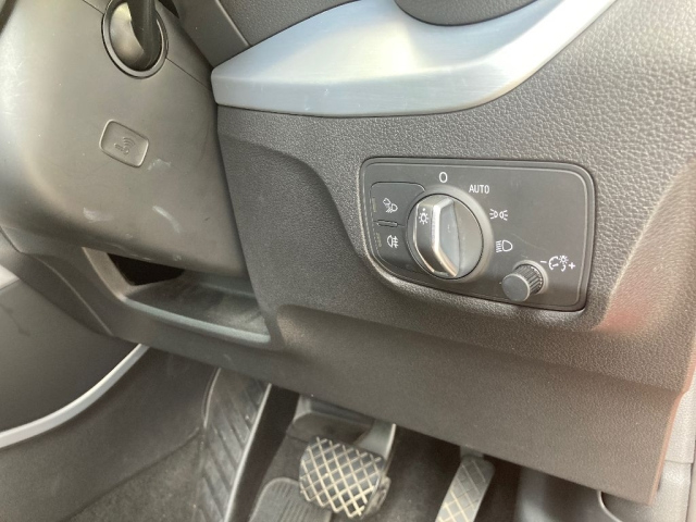 AUDI Q2 2018