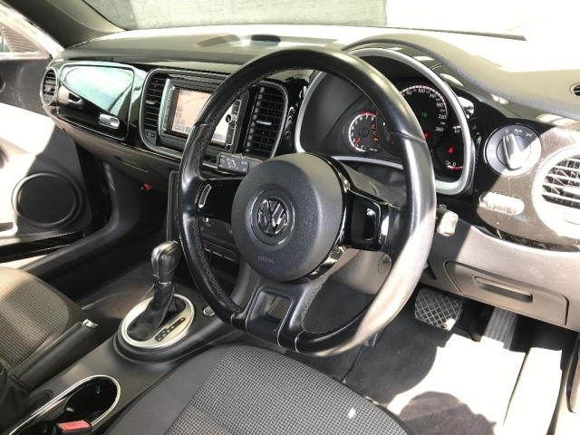VOLKSWAGEN THE BEETLE 2016