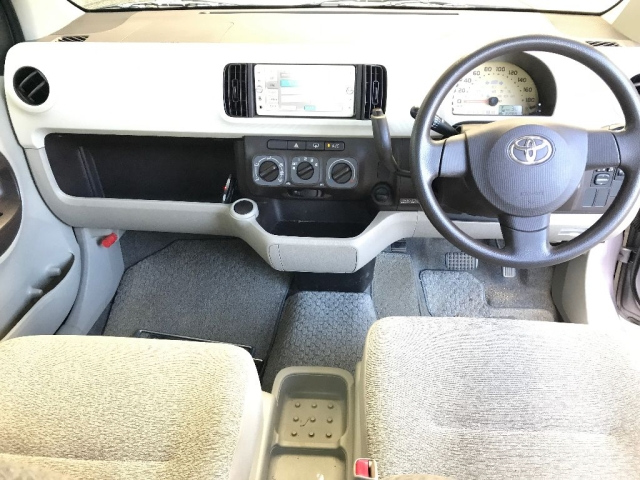 TOYOTA PASSO 2010