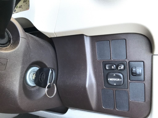 TOYOTA PASSO 2010