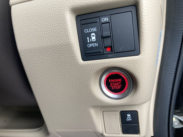 HONDA N BOX 2017