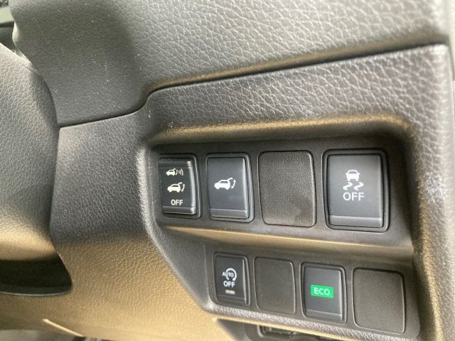 NISSAN X-TRAIL 2014