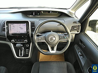 NISSAN SERENA 2017