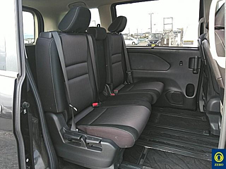 NISSAN SERENA 2017