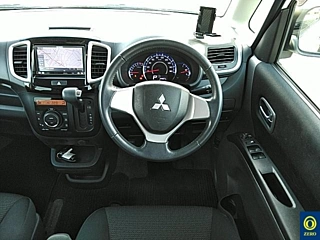 MITSUBISHI DELICA D2 2014