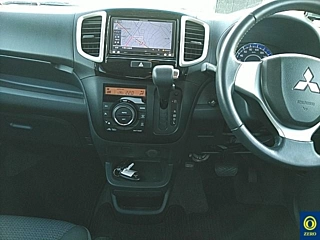 MITSUBISHI DELICA D2 2014