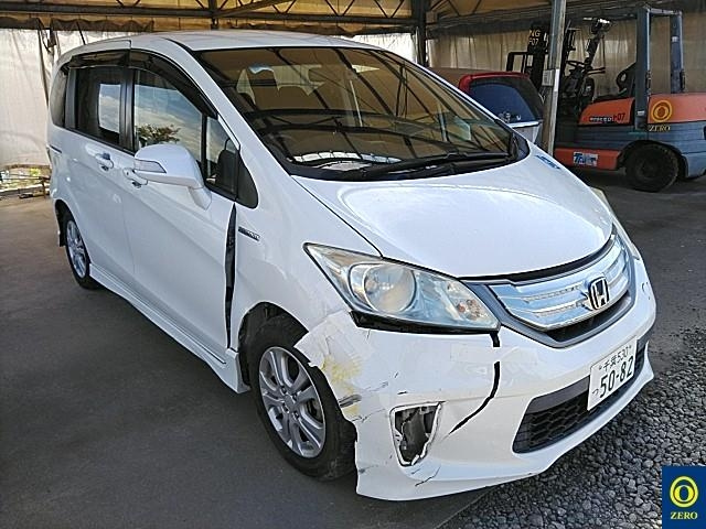 HONDA FREED 2013