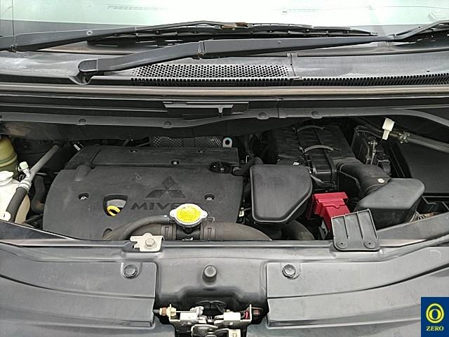 MITSUBISHI DELICA D5 2009