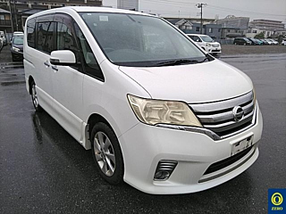 NISSAN SERENA 2011