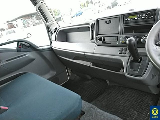 MITSUBISHI CANTER 2011