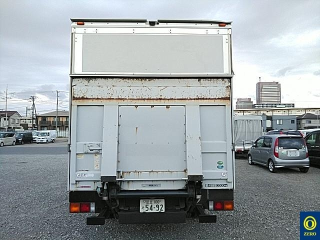 MITSUBISHI CANTER 2011