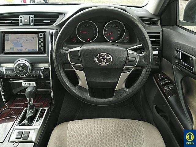 TOYOTA MARK X 2011