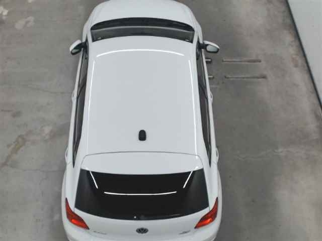 VOLKSWAGEN POLO 2014