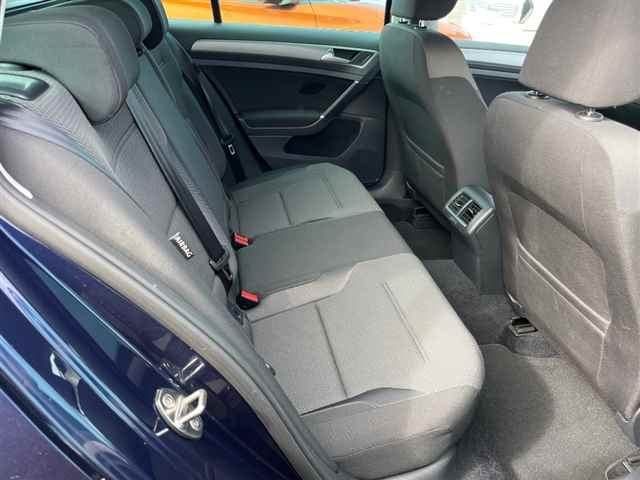 VOLKSWAGEN GOLF VARIANT 2015