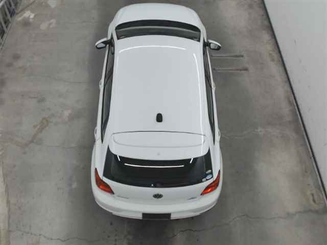 VOLKSWAGEN POLO 2016