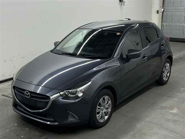 MAZDA DEMIO 2016