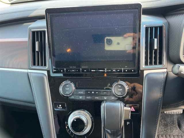 MITSUBISHI DELICA D5 2019