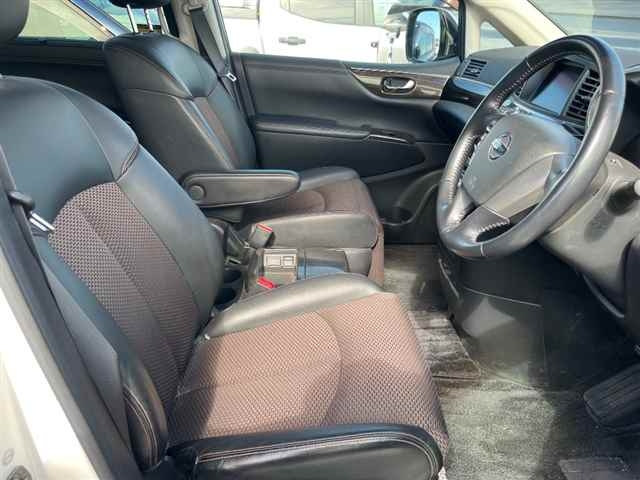 NISSAN ELGRAND 2011