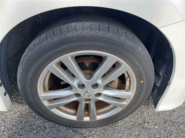 NISSAN ELGRAND 2011