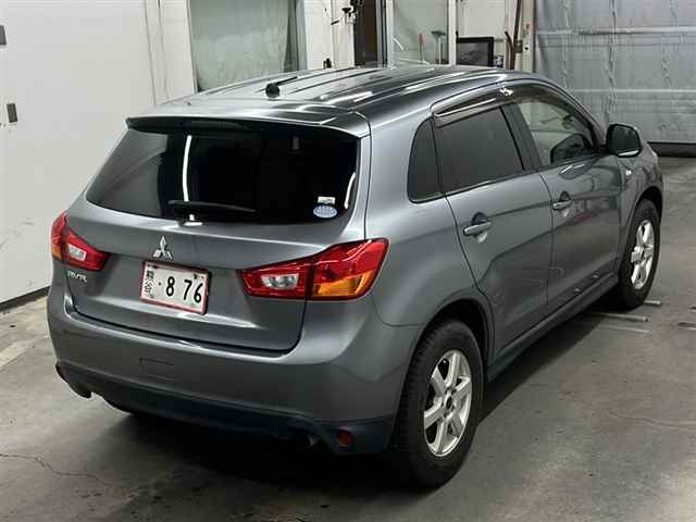 MITSUBISHI RVR 2013