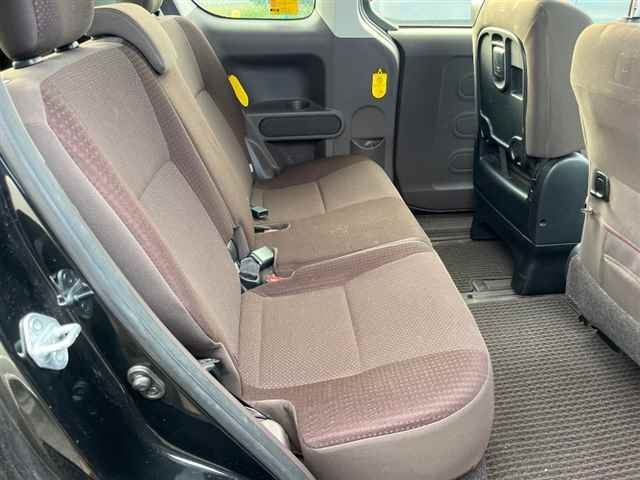 TOYOTA SPADE 2014