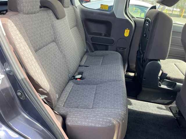 TOYOTA SPADE 2012