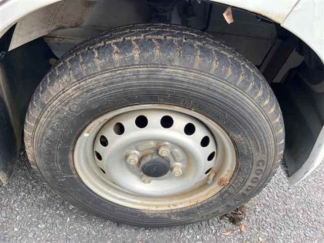 DAIHATSU HIJET VAN 2010