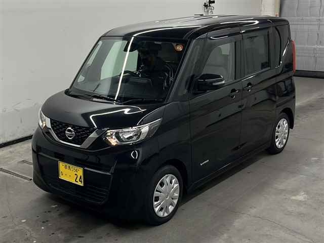 NISSAN ROOX 2021