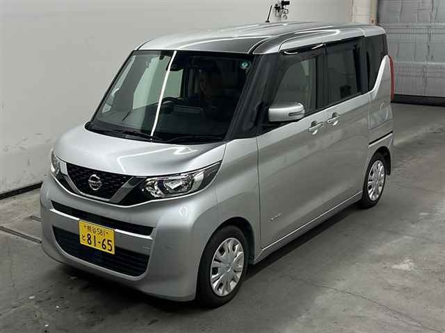 NISSAN ROOX 2021