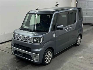 DAIHATSU WAKE 2014