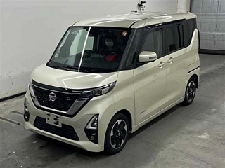 NISSAN ROOX 2020